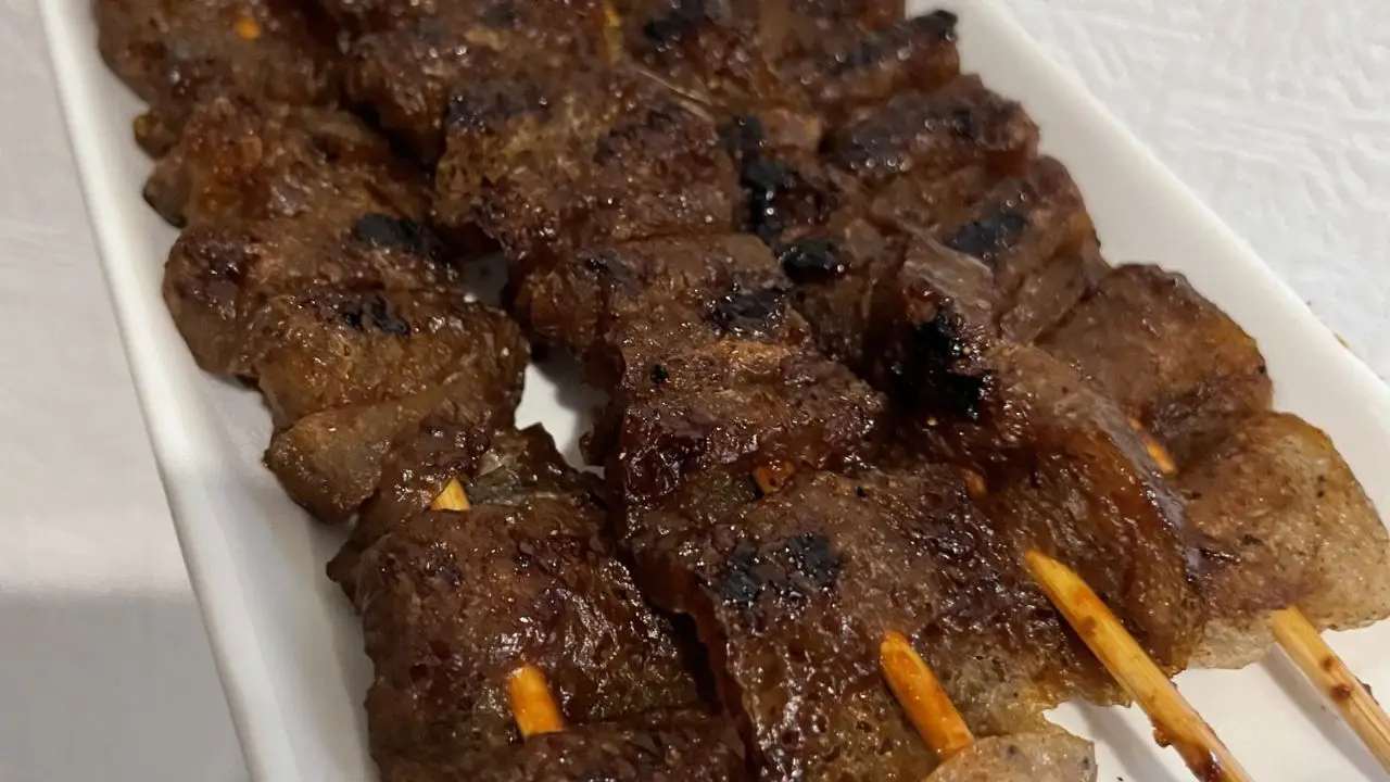 鶏皮好きにはたまらない！低カロリー！鶏皮風こんにゃく串！